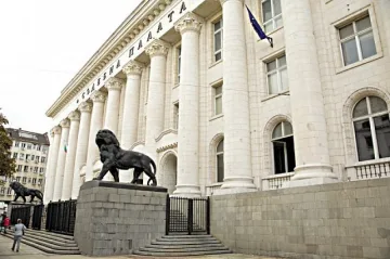 Прократурата се самосезира за опасни напитки и храни за ученици