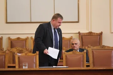 Каракачанов: Аз никога не съм назначавал роднини
