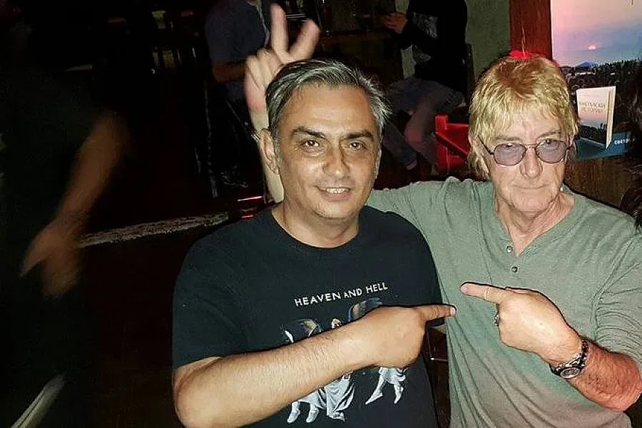 Джон Лоутън избяга от Каварна