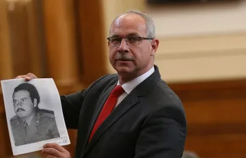 Прекратиха изборите на състав за Комисията по досиетата