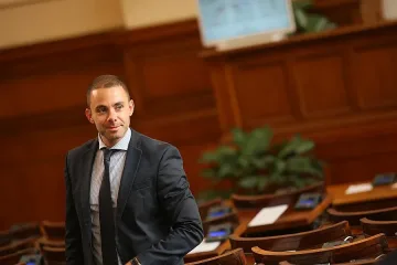 Александър Ненков: БСП е най-родовата партия