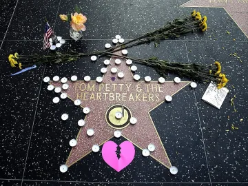 Том Пети издъхна след масивен инфаркт