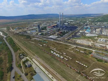 Пожар в склад на завода в Девня