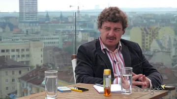 Камен Донев атакува заедно с Мая Манолова двойния стандарт за стоките