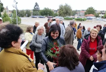 Нинова: В истинската България има мъка, страх и апатия