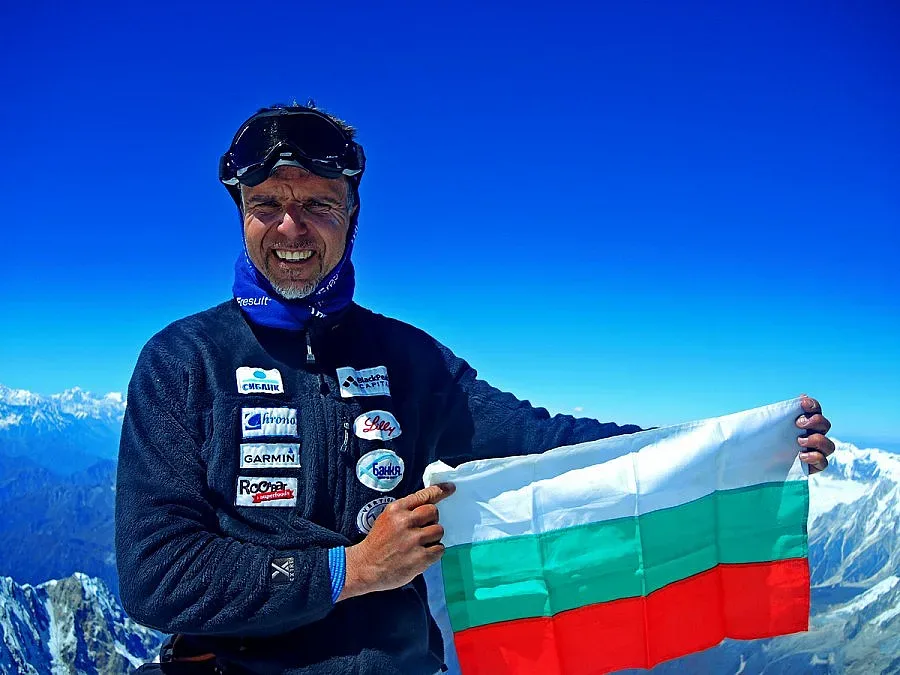 Боян Петров покори десети осемхилядник 