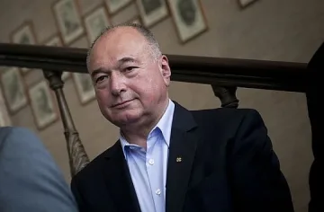 Спас Панчев: Комисията по досиетата пълни жълтите вестници