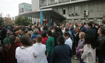 Обвиниха управата на "Пирогов" в лов на вещици