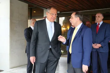 Лавров на работна закуска при посланик Бойко Коцев