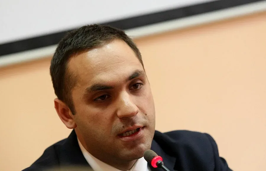 Емил Караниколов: Няма скандал с ВМЗ, има проблем само с "Емко"