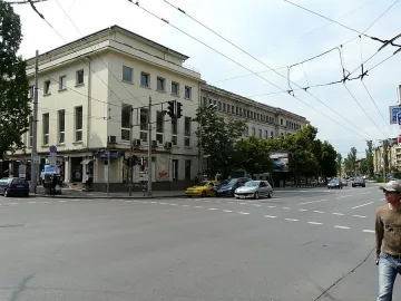 Затварят за частни автомобили центъра на София утре