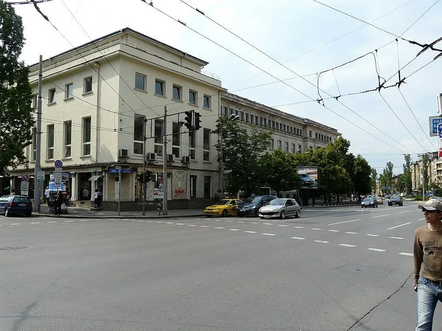 Затварят за частни автомобили центъра на София утре