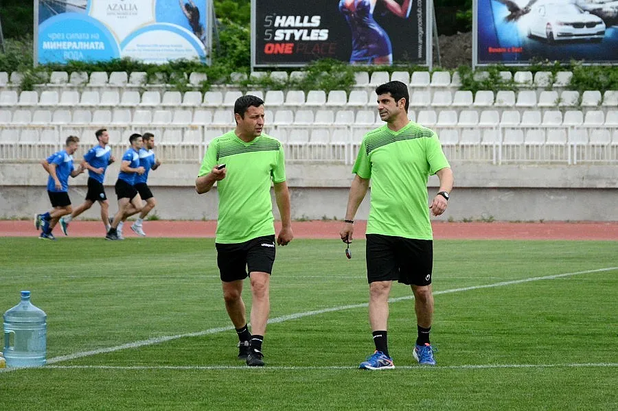 "Черно море" се раздели с Гонзо