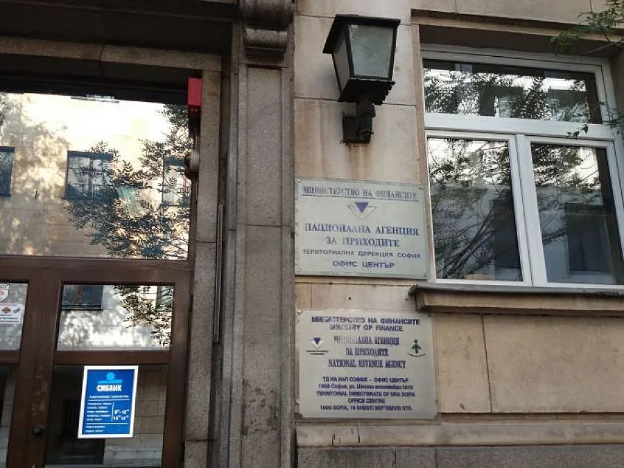 Масово липсват пари от каси на фирмите