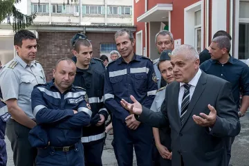 Ремонтират още 22 пожарни