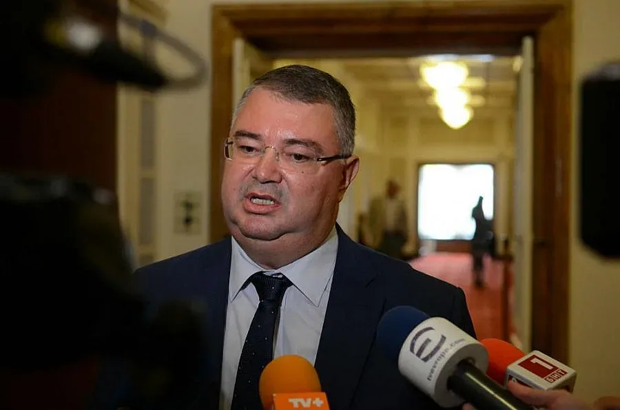Ивайло Иванов отсече за пенсиите и минималната заплата