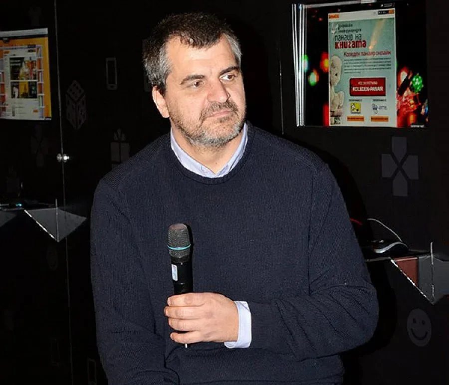 Провалих флирта с поезията