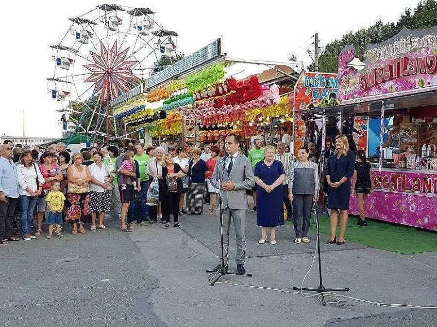 Лютика и духова музика на врачанския панаир