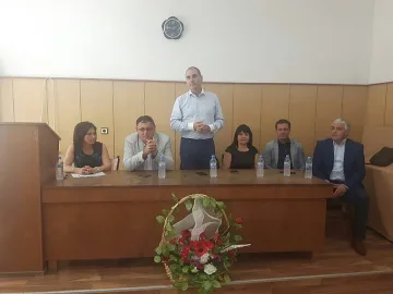 Цветанов: Очаквах Румен Радев да говори по важните за страната теми