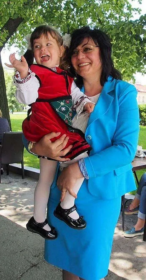 Нинова: Деца, наученото днес е вашето утре