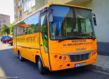 Извънредни проверки на училищните автобуси