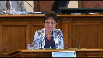 БСП: Законът за образованието предизвика хаос