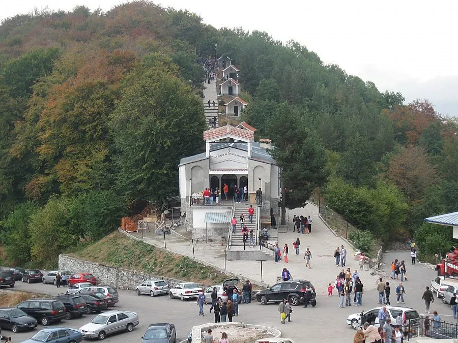 Хиляди се молиха в Кръстова гора