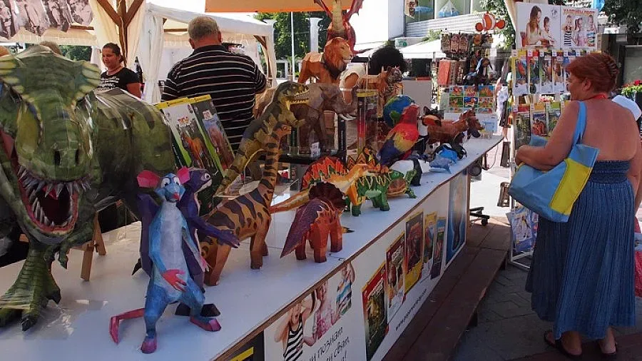 Стартира петата "Алея на книгата"