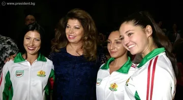 Илияна Йотова: Отговорността ни към децата е още по-голяма