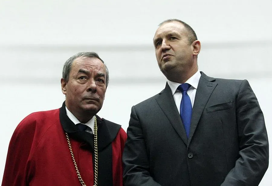 Президентът похвали УАСГ: Вие задавате облика на България