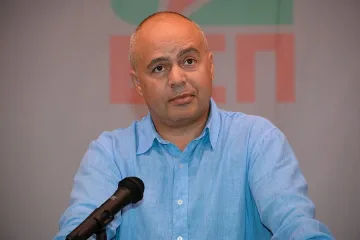 Депутат от БСП: Правителството на Борисов трови България