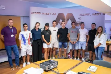 Осем млади специалисти се присъединяват към „Асарел-Медет“