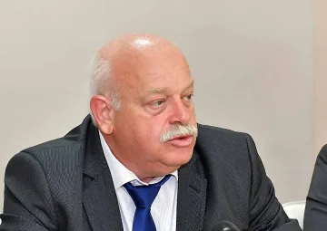 "Струма" се оскъпява с 3 млрд., ако не изберем източния вариант