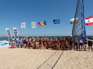 Рекордни 48 отбора на турнир на СУ по плажен волейбол