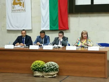 ОТ СЪБИТИЕТО НА СТАНДАРТ: Славка Бозукова: Кампанията ни има три цели