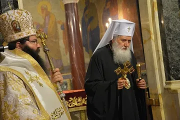 Молитви пред мощите на княз Александър Невски