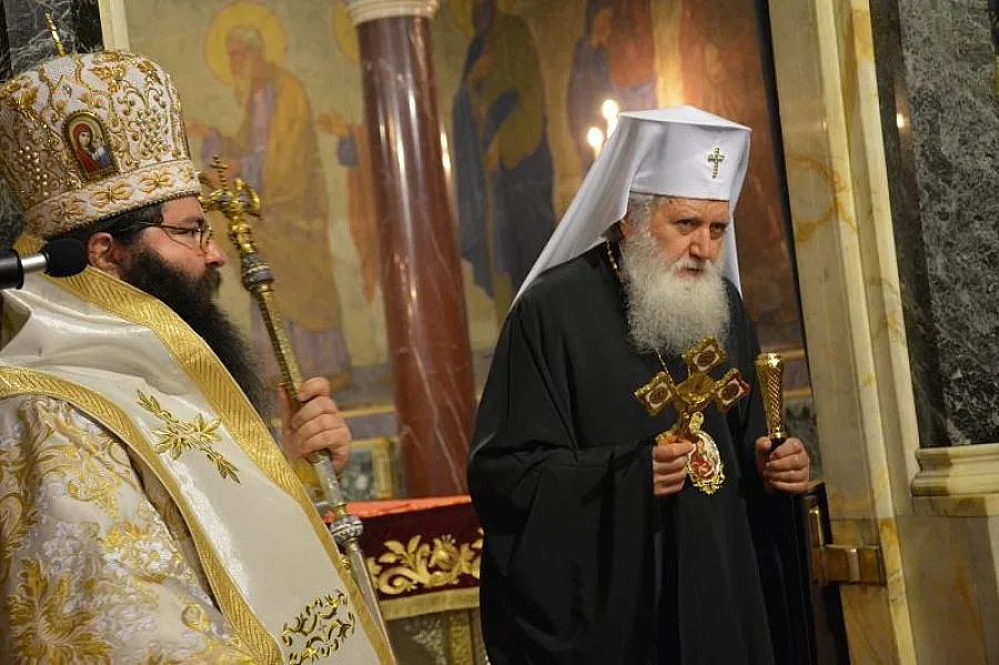 Молитви пред мощите на княз Александър Невски