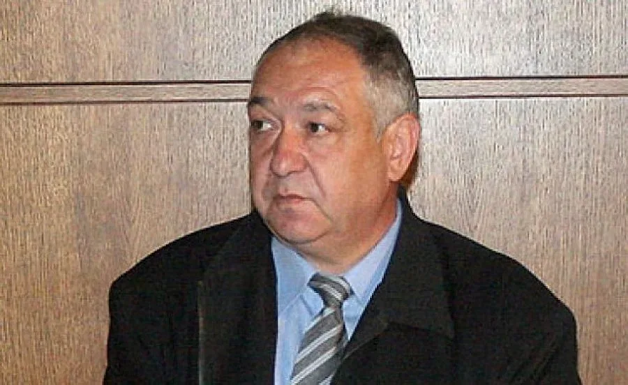 Пожарът оставя жива рана на земята