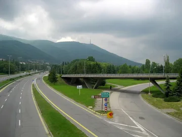 Незаконен изкоп остави без ток баровски квартал в София