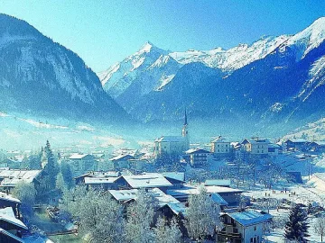 Петима алпинисти загинаха навързани един за друг