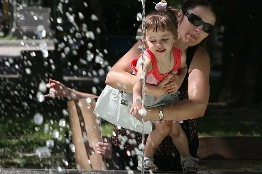 Гореща неделя