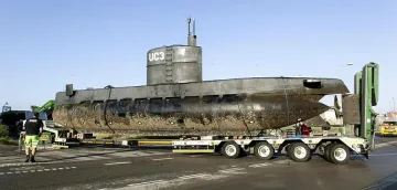 Майката на Ким: Въпросите остават