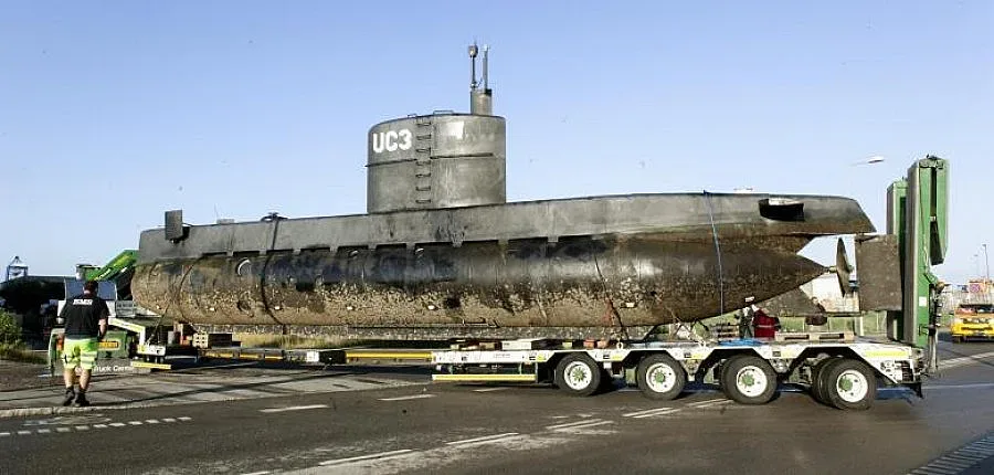 Майката на Ким: Въпросите остават