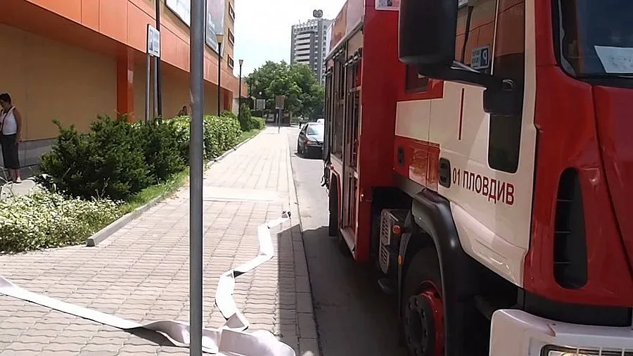 Затвориха пътят Пловдив-Карлово заради опасност от взрив