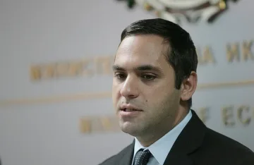 Време е бизнесът да вдигне парите на добрите работници