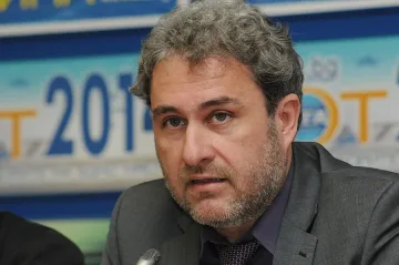 Младите хора в центъра на културната програма