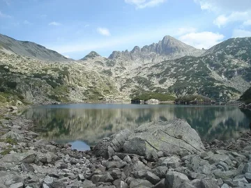 Откриха труп на турист в Пирин