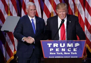 Майкъл Пенс прекрати предсрочно обиколката си в Южна Америка, заради Тръмп