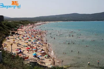 Данъчните хлопнали вратите на 113 обекта по морето