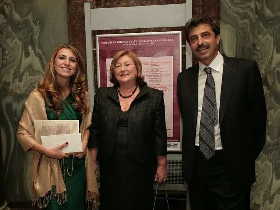 Издирват дъщерята на Цветан Василев за пране на пари /ОБНОВЕНА/